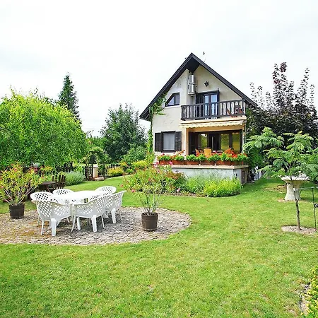 Villa Balatonalmadi *